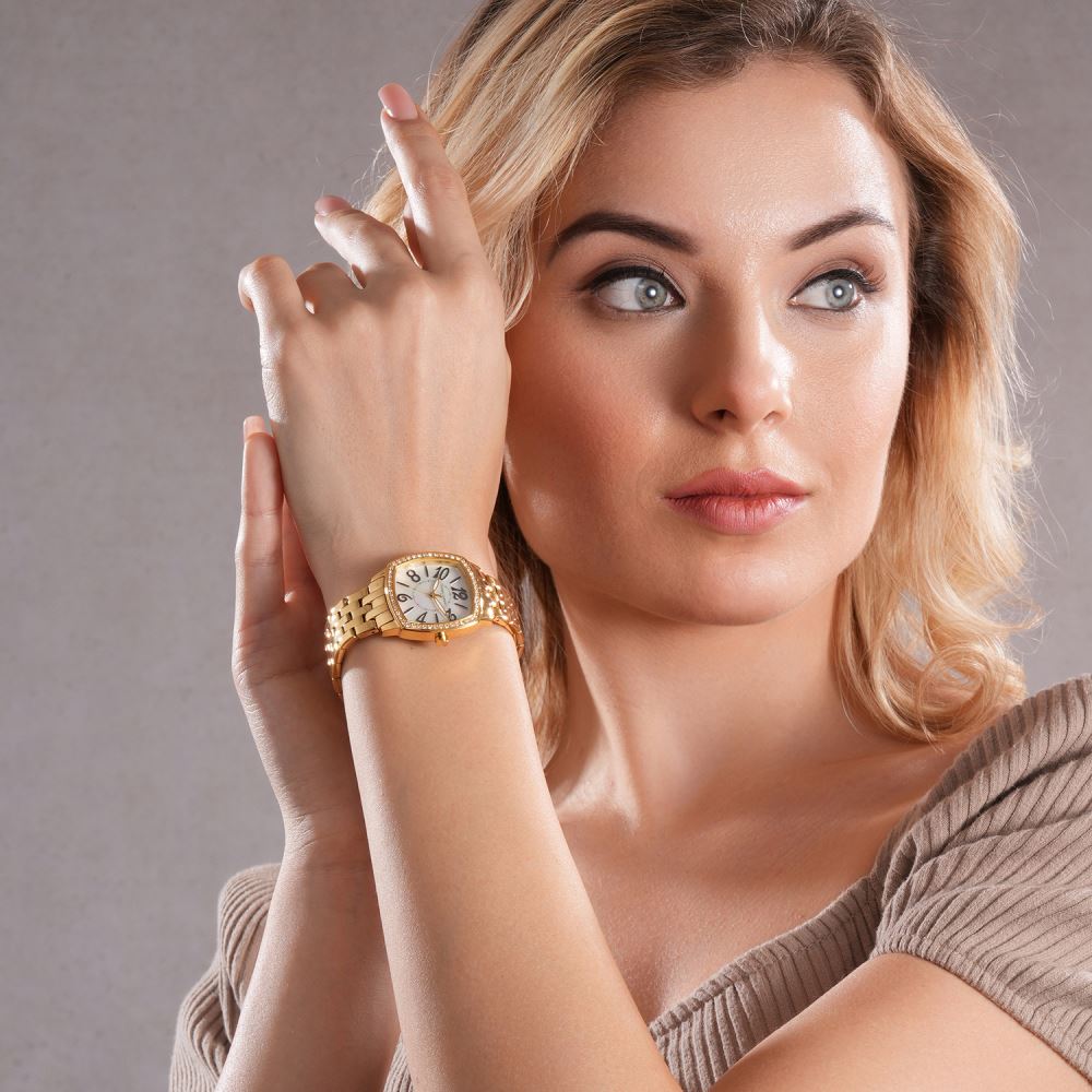 CF.1022.MG.2 Kol Saati