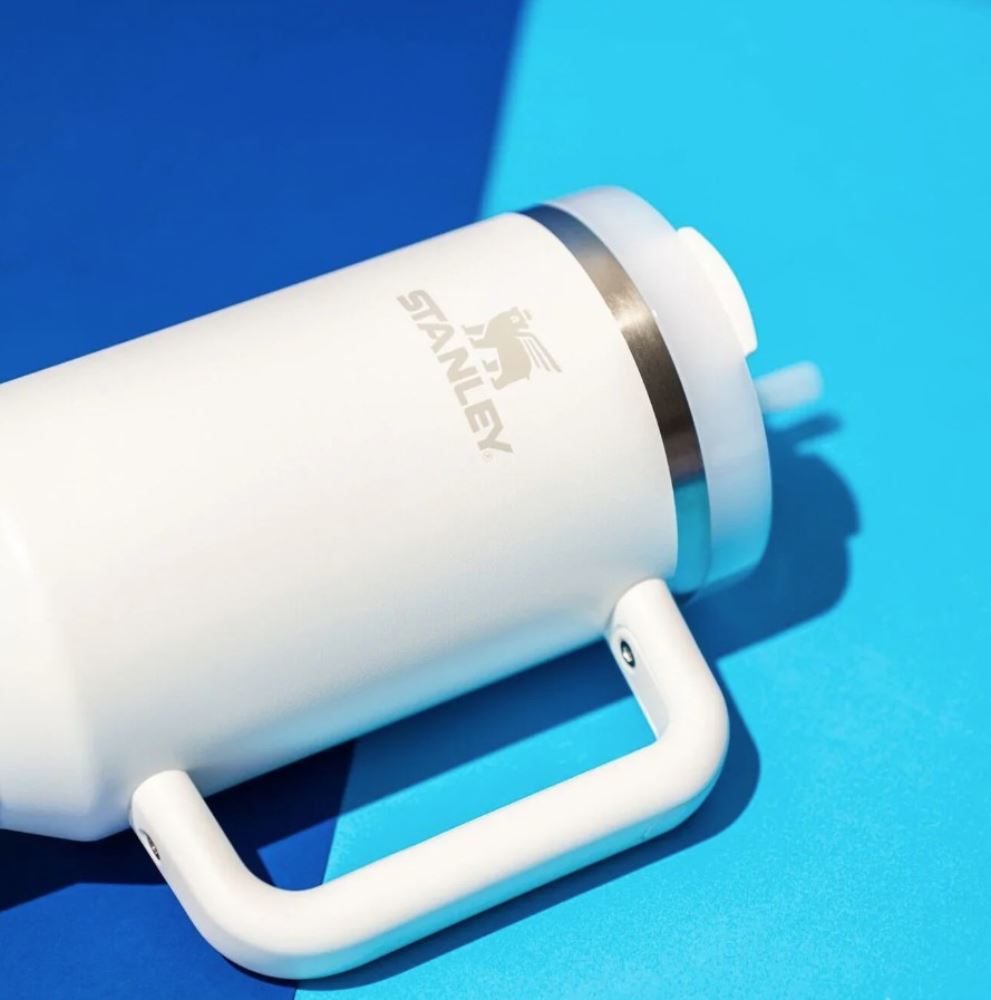 Stanley-Quencher-Pipetli-1.18-BuzBeyazı Termos