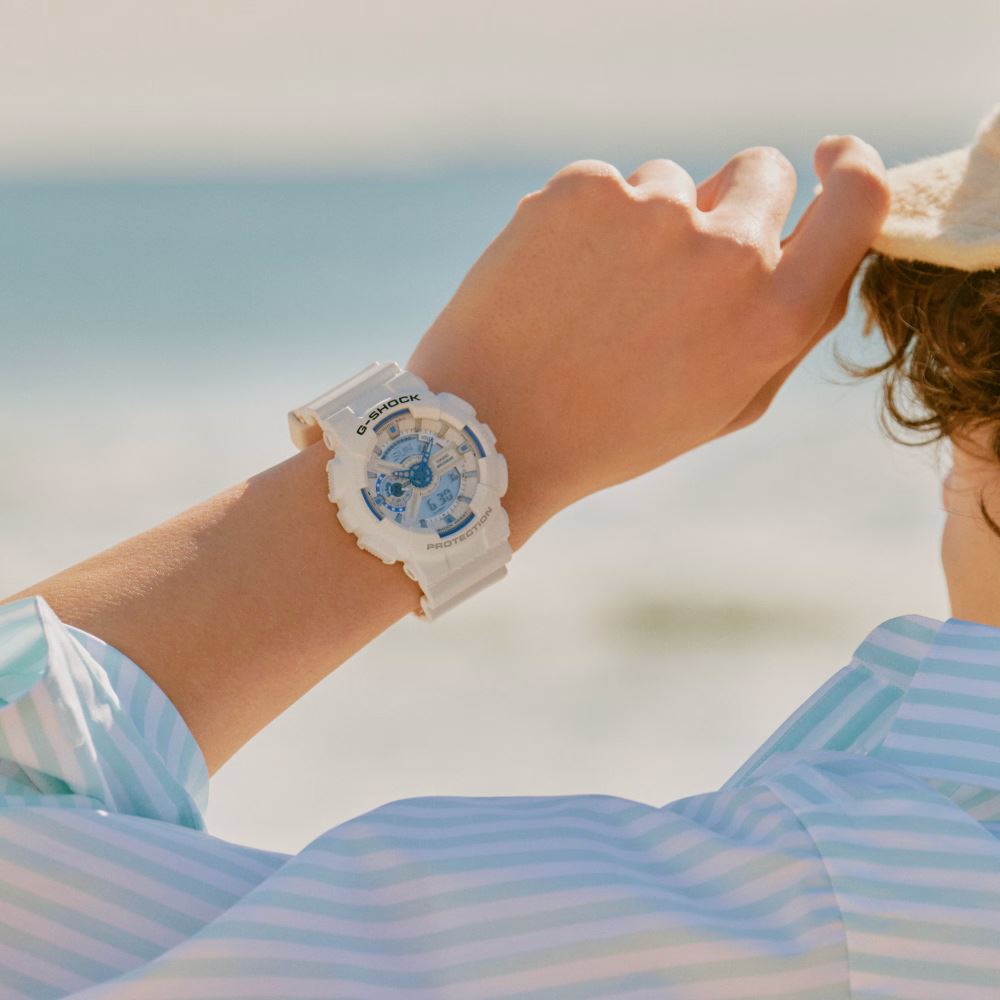 G-SHOCK ICONIC GA-110HDS-7ADR Kol Saati