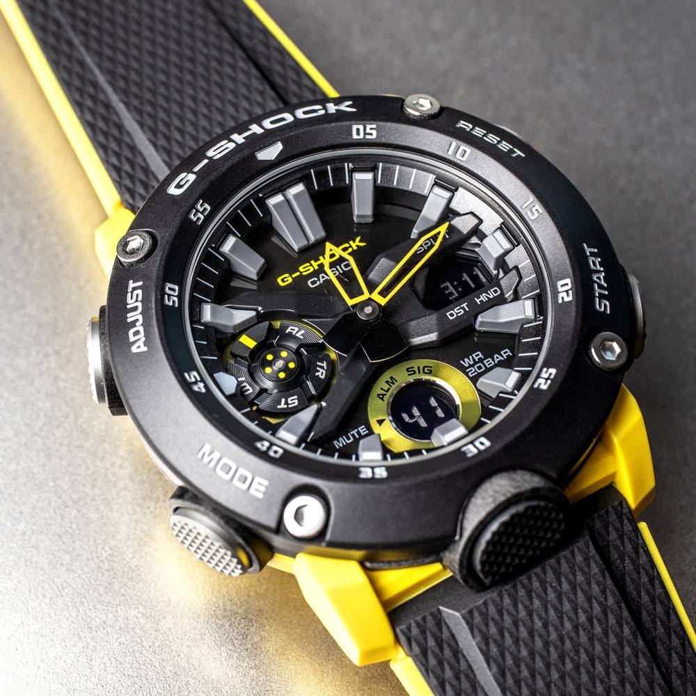 G-SHOCK GA-2000 ブラック/イエロー G-SHOCK CARBON GA-2000-1A9DR Kol Saati
