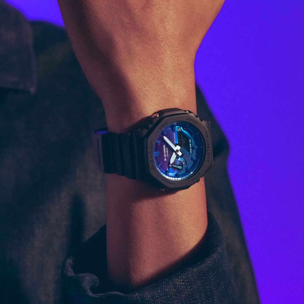 G-SHOCK ICONIC GA-2100FL-1ADR Kol Saati