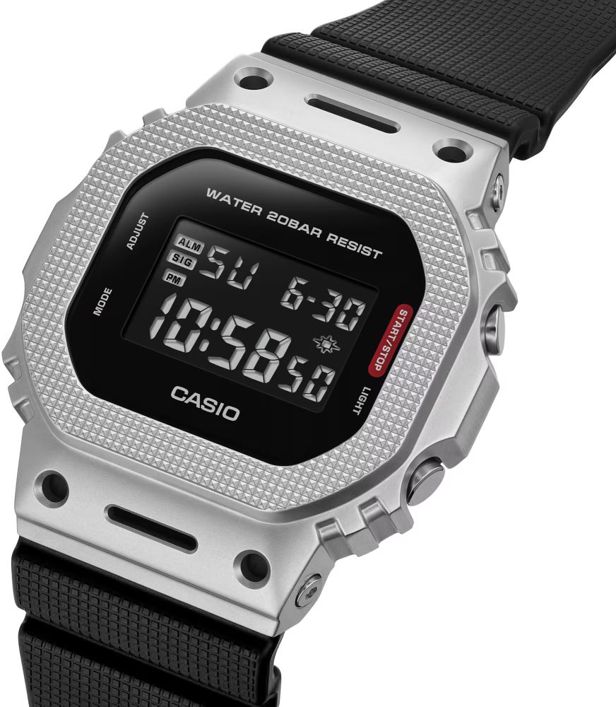G-SHOCK G-STEEL GM-5600M-1DR Kol Saati