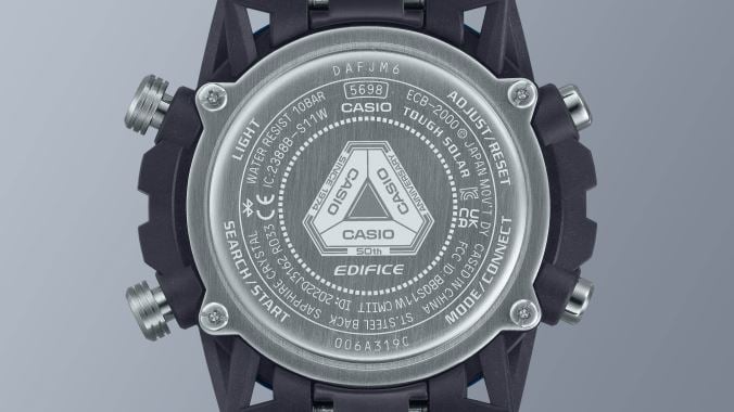 EDIFICE ECB-2000SS-2ADR Kol Saati