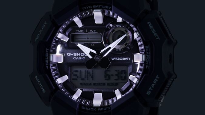 G-SHOCK GA-010-1ADR Kol Saati