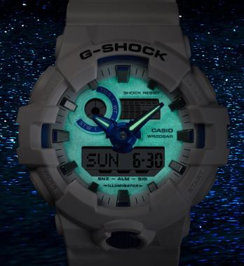G-SHOCK GA-700HDS-7ADR Kol Saati