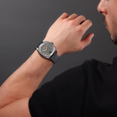 Swiss Military SMWGB0003702 Kol Saati